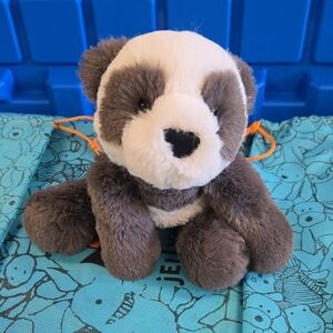 NWT Jellycat Smudge Panda